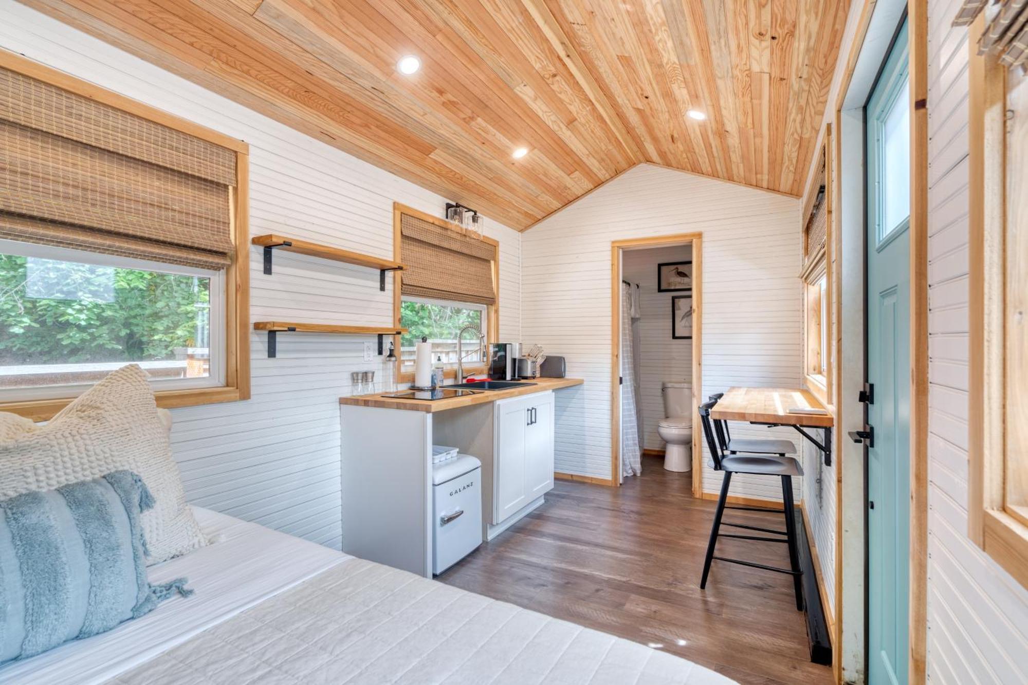 Collection - Tiny Farmhouse - Walk To Local Shops & Restaurants * Portland