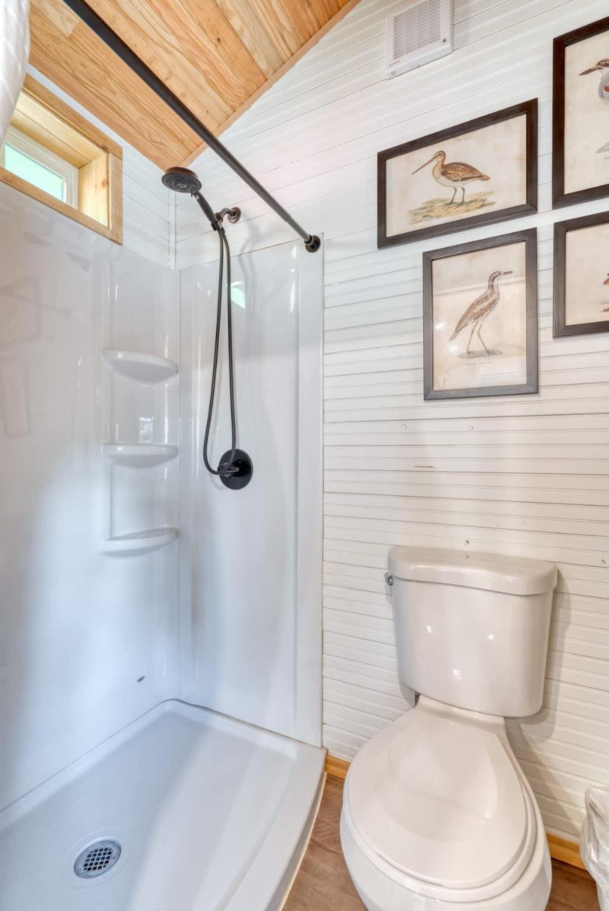 Holiday home Collection - Tiny Farmhouse - Walk To Local Shops & Restaurants Portland